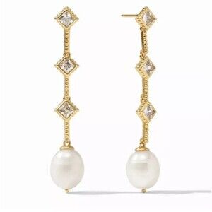 Brand New. $165 Julie Vos Pearl Statement Earring color: gold